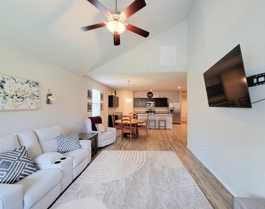 11432 Green Cay Lane - Photo Thumbnail 21