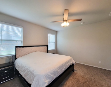 11432 Green Cay Lane - Photo Thumbnail 25