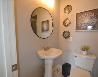 1127 Hammock Street - Photo Thumbnail 6