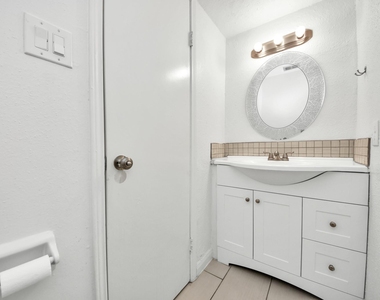 1701 Upland Drive - Photo Thumbnail 13