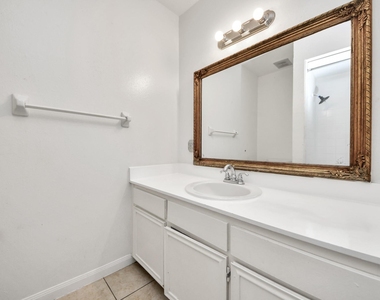 1701 Upland Drive - Photo Thumbnail 6
