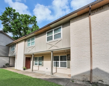 1701 Upland Drive - Photo Thumbnail 15
