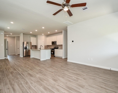 12931 California Palm Court - Photo Thumbnail 5