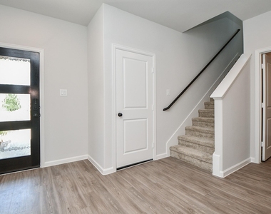12931 California Palm Court - Photo Thumbnail 3