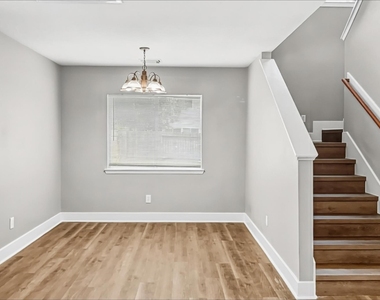 833 Lightningbug Lane - Photo Thumbnail 3