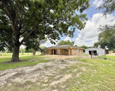 547 County Road 949e - Photo Thumbnail 16