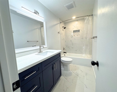 547 County Road 949e - Photo Thumbnail 7