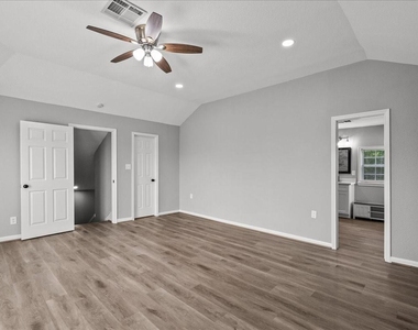 401 Paradise Drive - Photo Thumbnail 25