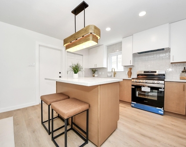 5946 Willowbend Boulevard - Photo Thumbnail 17