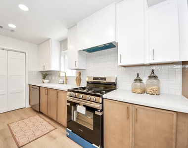 5946 Willowbend Boulevard - Photo Thumbnail 18