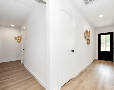5946 Willowbend Boulevard - Photo Thumbnail 21