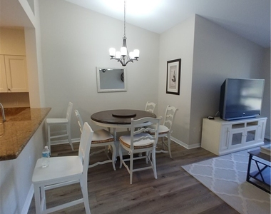 20140 Estero Gardens Circle - Photo Thumbnail 2