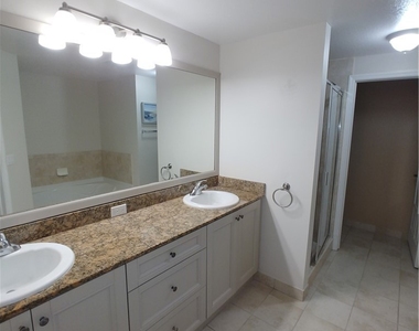 20140 Estero Gardens Circle - Photo Thumbnail 6
