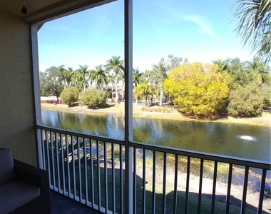 20140 Estero Gardens Circle - Photo Thumbnail 13