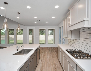 5838 Turquoise Hill Lane - Photo Thumbnail 20