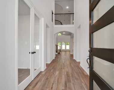 5838 Turquoise Hill Lane - Photo Thumbnail 3