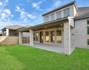 5838 Turquoise Hill Lane - Photo Thumbnail 40
