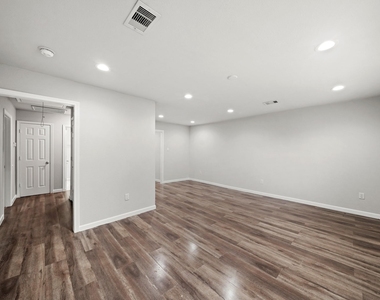 4926 Hull Street - Photo Thumbnail 2