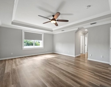 8490 Sumner Avenue - Photo Thumbnail 40