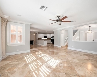 8490 Sumner Avenue - Photo Thumbnail 21