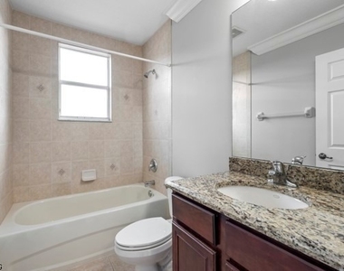 8490 Sumner Avenue - Photo Thumbnail 38