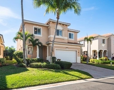 8490 Sumner Avenue - Photo Thumbnail 1