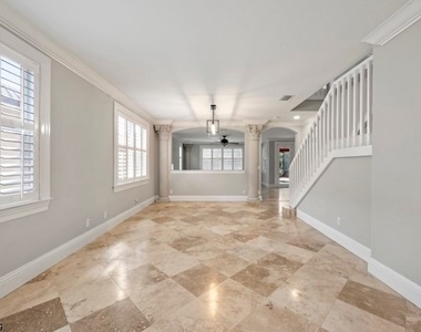 8490 Sumner Avenue - Photo Thumbnail 18