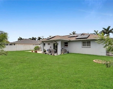 221 Ne 23rd Avenue - Photo Thumbnail 24