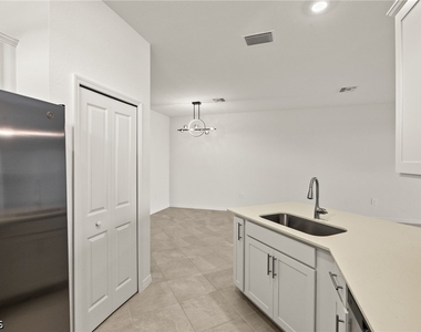 44331 Topmast Terrace - Photo Thumbnail 5