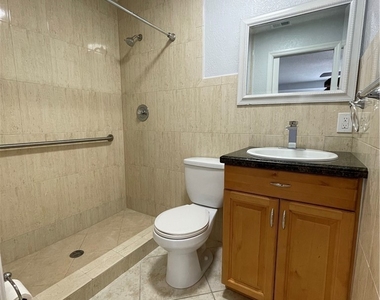 4132 Sw 7th Place - Photo Thumbnail 11