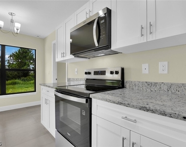 2601 48th Street W - Photo Thumbnail 6