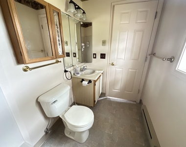 24 Witham - Photo Thumbnail 32