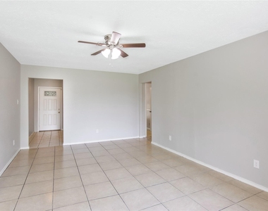 11710 Old Telegraph Road - Photo Thumbnail 7