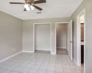 11710 Old Telegraph Road - Photo Thumbnail 18