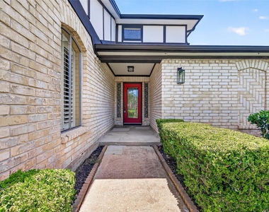 4003 W Valley Drive - Photo Thumbnail 3