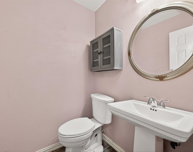 4003 W Valley Drive - Photo Thumbnail 17