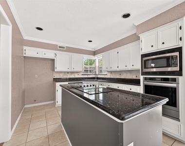 4003 W Valley Drive - Photo Thumbnail 11
