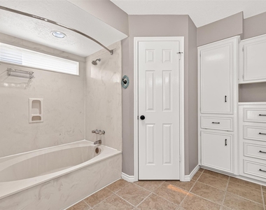 4003 W Valley Drive - Photo Thumbnail 21