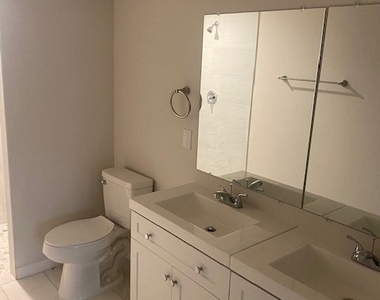 610 Se 13th Street - Photo Thumbnail 11