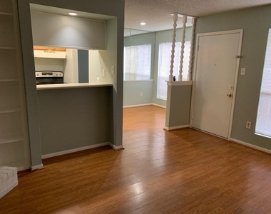 1500 Bay Area Boulevard - Photo Thumbnail 3