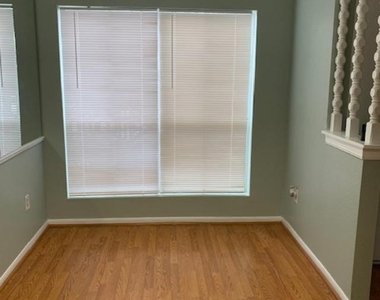 1500 Bay Area Boulevard - Photo Thumbnail 9