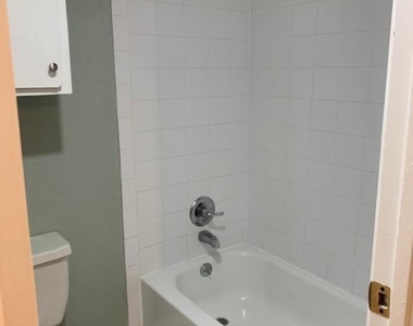 1500 Bay Area Boulevard - Photo Thumbnail 19