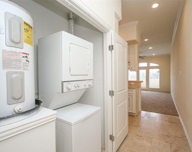 2701 Helena Street - Photo Thumbnail 9