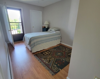120 Fisherville - Photo Thumbnail 9