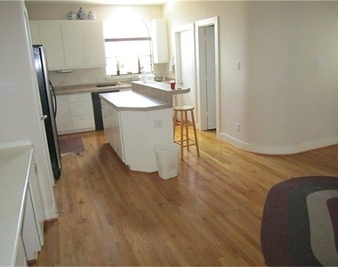 9801 Cynthia Ann Court - Photo Thumbnail 6