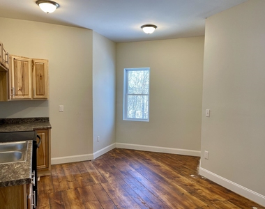 90 Pleasant - Photo Thumbnail 9