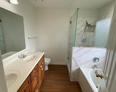2818 Orchid Tree Lane - Photo Thumbnail 10