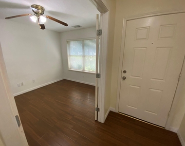 2818 Orchid Tree Lane - Photo Thumbnail 2