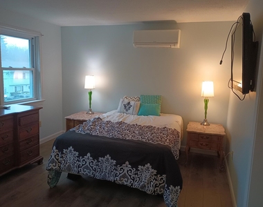 46 Townhouse - Photo Thumbnail 6