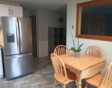 46 Townhouse - Photo Thumbnail 2